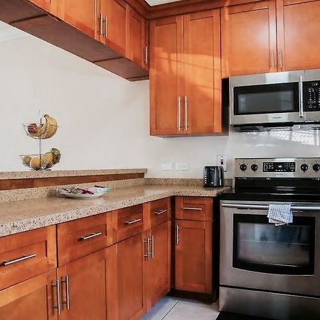 New Kingston Guest Apt At Sonoma Estate المظهر الخارجي الصورة
