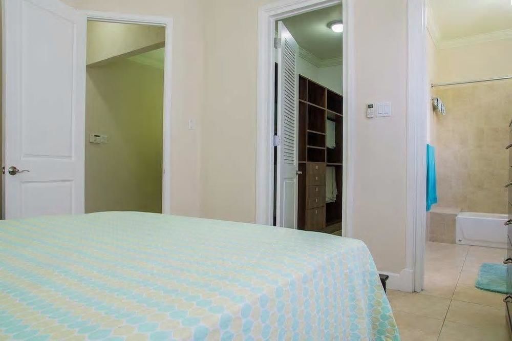 New Kingston Guest Apt At Sonoma Estate المظهر الخارجي الصورة