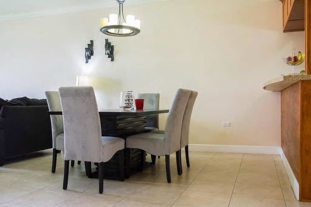 New Kingston Guest Apt At Sonoma Estate المظهر الخارجي الصورة