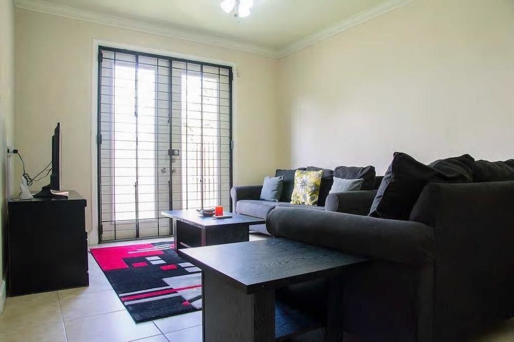 New Kingston Guest Apt At Sonoma Estate المظهر الخارجي الصورة